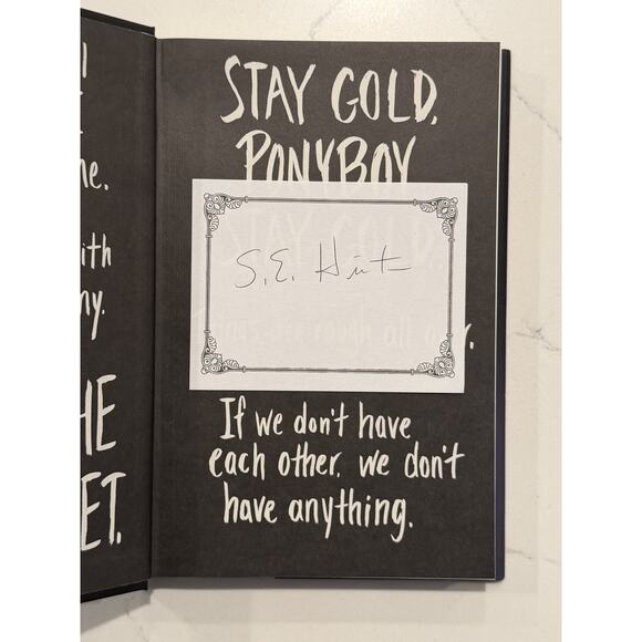 S.E. Hinton Signed THE OUTSIDERS Autograph Hardcover 50th Anniversary Edition #1 - Picture 2 of 9